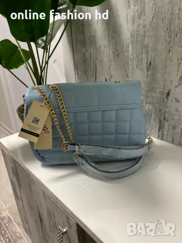 Дамска чанта, снимка 4 - Чанти - 48069926