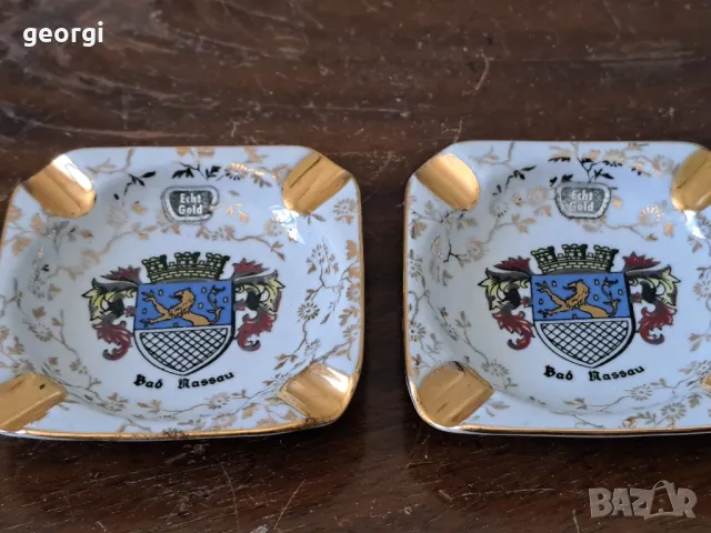 два немски порцеланови пепелника с позлата  5/1 