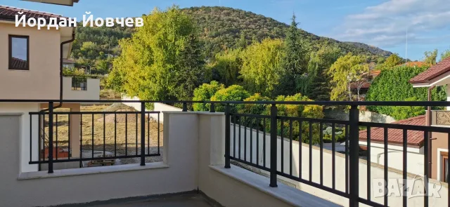 Продава къща в Белащица, снимка 10 - Къщи - 54303805