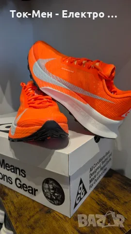 НОВИ обувки Nike ACG Ultrafly 43 номер, снимка 6 - Спортни обувки - 56257815