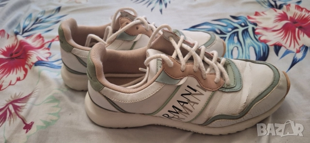 Дамски маратонки Армани,номер 39, снимка 7 - Маратонки - 50755593