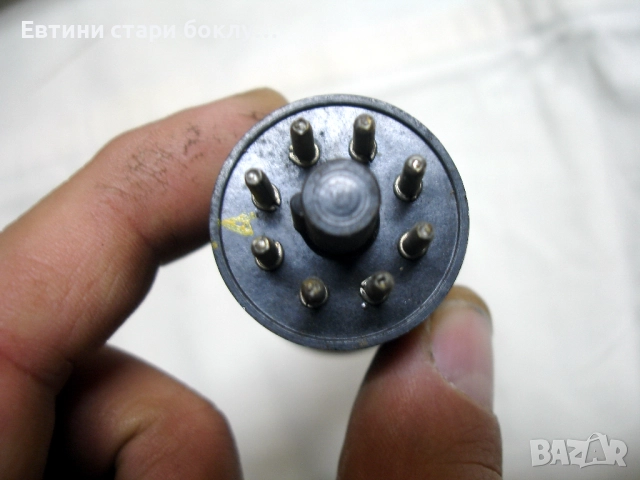 Tungsram UCH 4 - радиолампа TRIODE-HEPTODE TUBE, снимка 4 - Друга електроника - 52540133