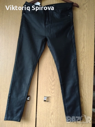 Дамски кожен панталон на M Sara