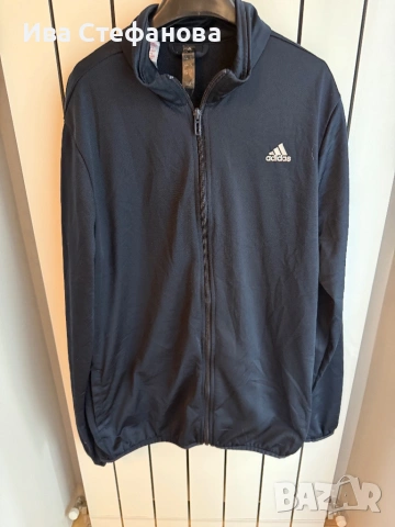 Ново спортно 100 % оригинално марково горнище яке с цип Adidas унисекс модел , снимка 3 - Спортни екипи - 48816758