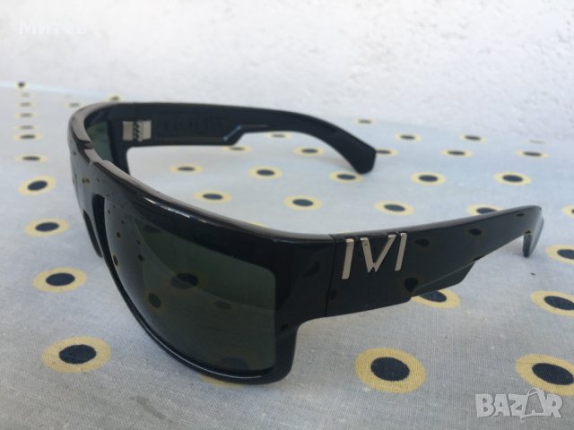 IVI Lividity-оригинални, снимка 2 - Слънчеви и диоптрични очила - 29417422