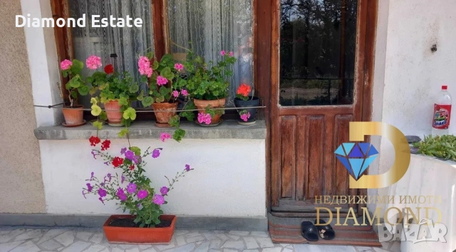 Двуетажна къща в село Ястребово, общ. Опан, снимка 8 - Къщи - 52165105