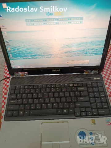 Лаптоп ASUS 32GB