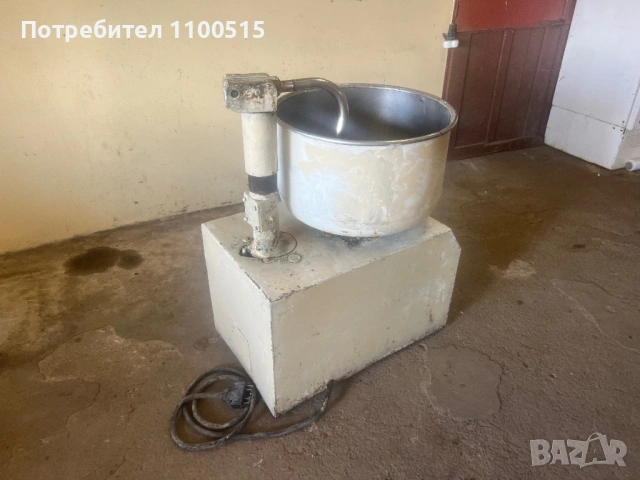 Тестомесачка, снимка 2 - Друго търговско оборудване - 54014113
