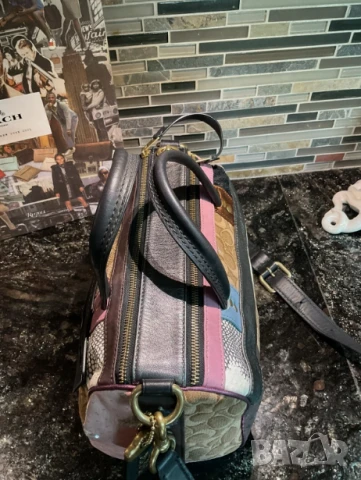луксозна Чанта Coach 1941 Shuffle Multi Stripe Jacquard Semper в лимитирана серия , снимка 5 - Чанти - 50606688