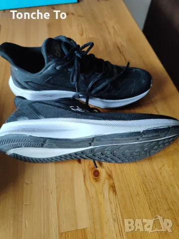 Мъжки маратонки Quechua, 42, снимка 3 - Маратонки - 48290379