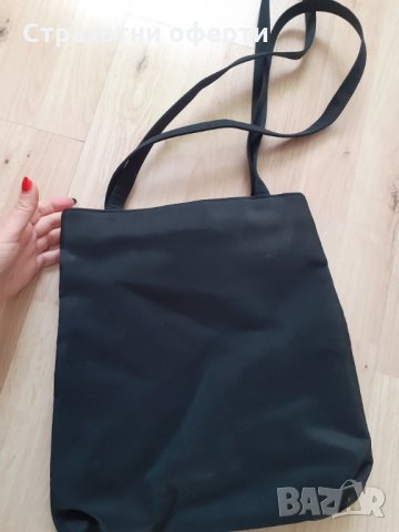 Черна чанта, снимка 4 - Чанти - 35484826