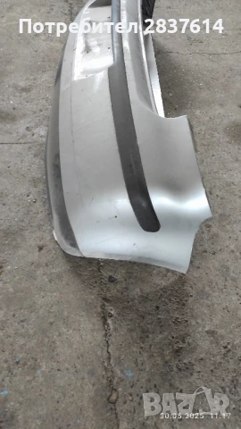 Задна броня и задна светлина(дясна) заWV Polo-9N