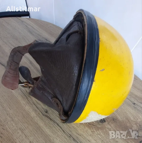 Ретро каска за мотоциклет, жълт цвят, снимка 7 - Антикварни и старинни предмети - 53048701