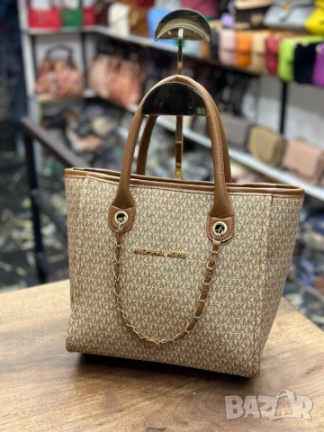 чанти michael kors , снимка 8 - Чанти - 51435427