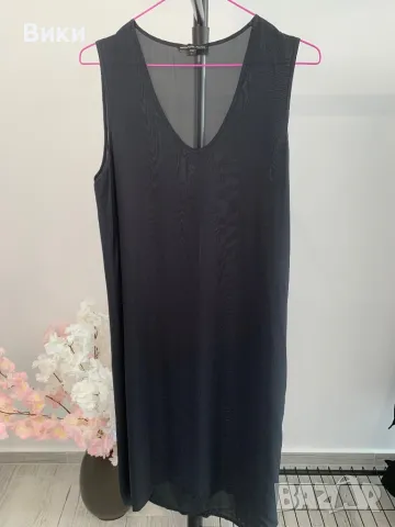Рокля в размер М