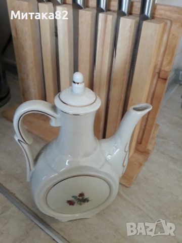Порцеланов чайник, снимка 3 - Сервизи - 40541701