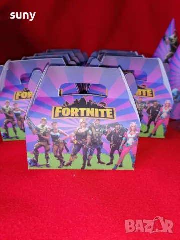 Кутийка за лакомства и подаръци Роналдо Реал Мадрид, снимка 6 - Други - 49454698