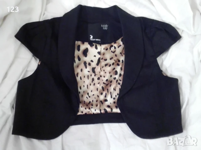 Елегантна сатенена червена рокля с камъчета-диамантчета и горна част, снимка 2 - Рокли - 50647910