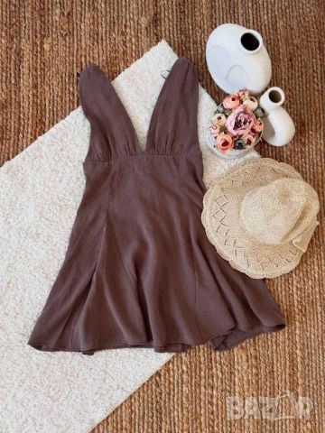 Рокля с ефектно деколте  , снимка 3 - Рокли - 50977062