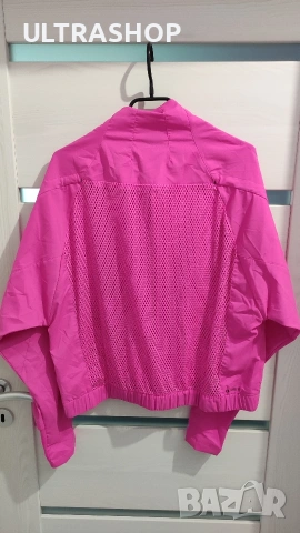Adidas M size ДАМСКА ветровка горнище, снимка 4 - Спортни екипи - 54127925