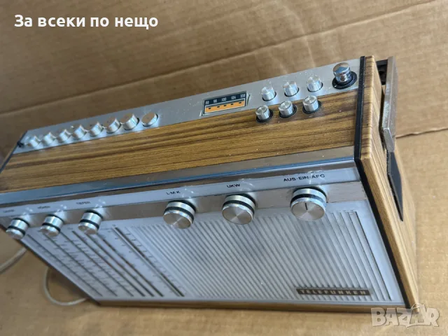 Старо немско радио Telefunken Atlanta de luxe, снимка 7 - Радиокасетофони, транзистори - 55951923
