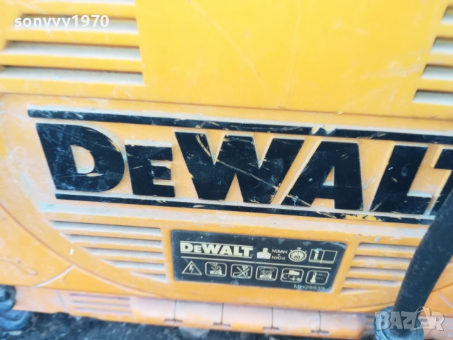 DEWALT-PROFI RADIO 220V-ВНОС SWISS 2009251639М, снимка 11 - Радиокасетофони, транзистори - 51779279