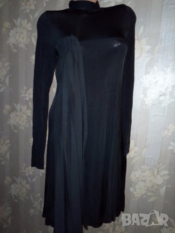 Черна рокля с интересен акцент от солей- С размер