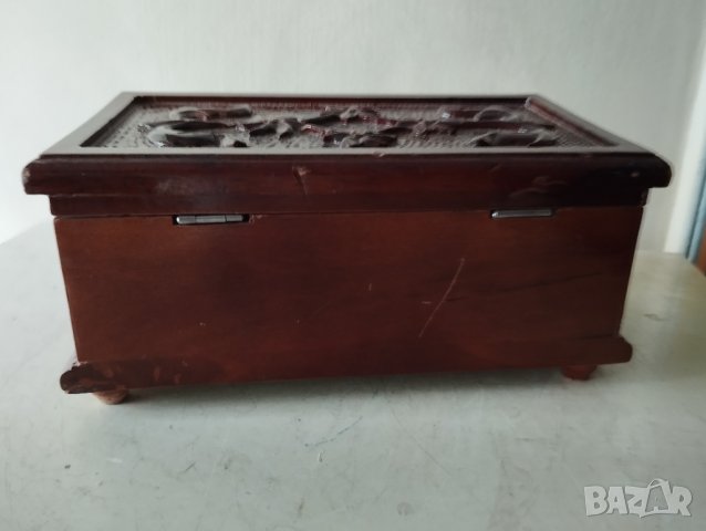 стара дървена кутия , снимка 4 - Антикварни и старинни предмети - 42699298