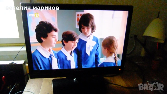 Продавам телевизор CROWN LCD 22822