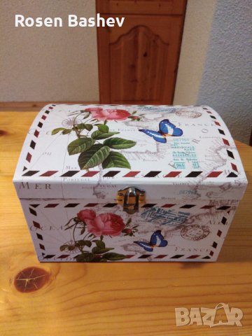 Кутия за гримове и бижута, снимка 2 - Подаръци за жени - 31118793