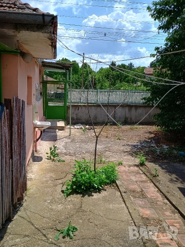 Продава,заменя къща в Д.Митрополия за жилище в Плевен , снимка 8 - Къщи - 54277591