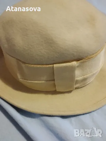 Продавам дамско бомбе мерино слонова кост цвят, снимка 3 - Чанти - 47819149