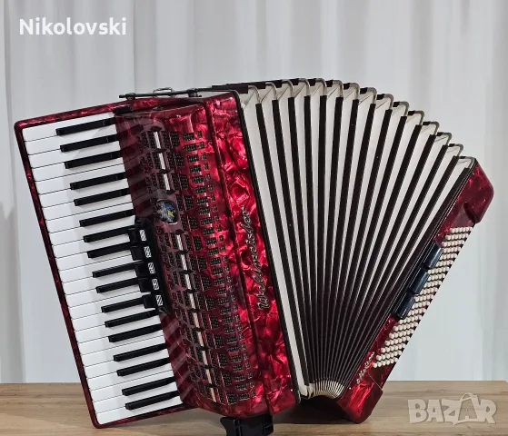 Акордеон Weltmeister Meteor 