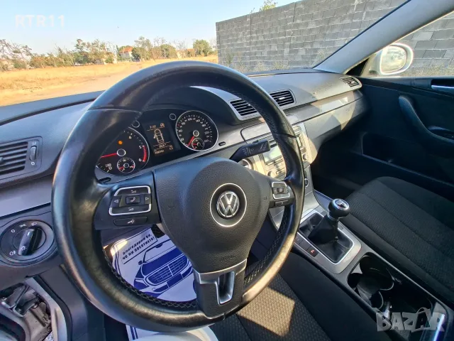 Vw Passat 1.6TdI, снимка 8 - Автомобили и джипове - 55878925