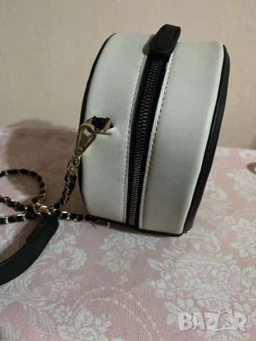 Chanel дамска чантичка, снимка 3 - Чанти - 51126730