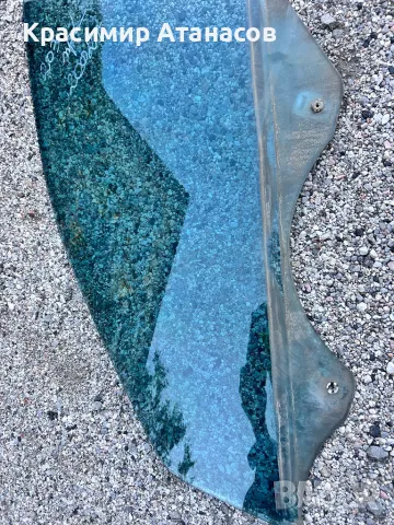 Странично стъкло предно ляво за Мерцедес Ц-класа W203.2001-2006г, снимка 2 - Части - 47899107