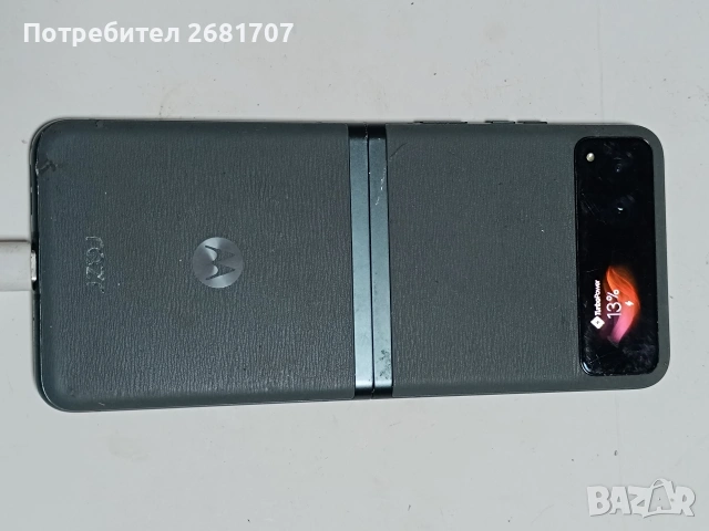 телефон Моторола Razr 40