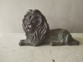 Стара бронзова статуетка - лъв, снимка 1