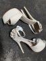 Дамски велурени обувки на ток, снимка 1 - Дамски обувки на ток - 37034020