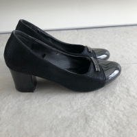 Дамски обувки, снимка 2 - Дамски ежедневни обувки - 36396402