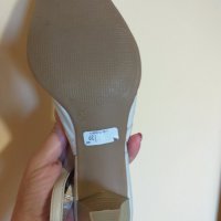 Дам.обувки/сандали-"MINOZZI-.MILANO"/ест.кожа/,№39 -цвят-екрю. Закупени от Италия., снимка 10 - Дамски обувки на ток - 29420254
