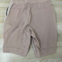 Nike Tech Fleece Shorts, снимка 2 - Къси панталони - 42230657