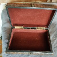 стара дървена кутия, снимка 4 - Антикварни и старинни предмети - 30885725