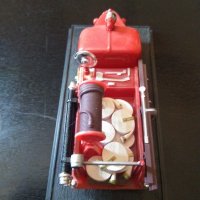 Макети на различни модели пожарни коли (Обява 1), снимка 11 - Колекции - 31589104