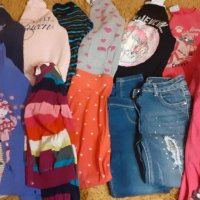Голям лот дрешки за момиче-суитчъри,блузки с дълъг ръкав, клинчета, дънки-размер 128-134 см., снимка 1 - Детски анцузи и суичери - 38900577