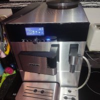 Кафе автомат Siemens eq8 , снимка 1 - Кафемашини - 42077557