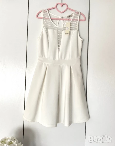 Разпродажба! Нова бяла лятна разкроена рокля без ръкав за повод S M L, снимка 1