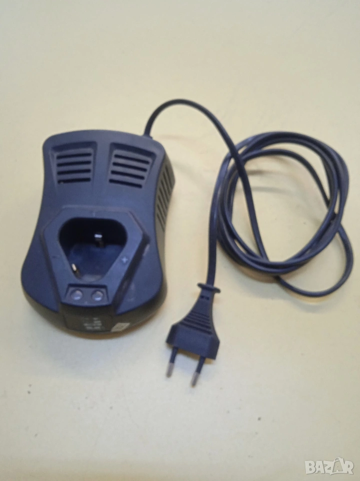 Зарядно за батерия от винтоверт Енхел, снимка 1