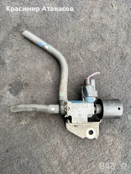 Вакуум клапан за Тойота Аурис. 90910-12281, снимка 1