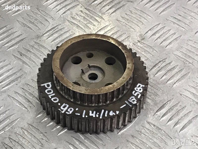 Зъбно колело VW Polo,1.6i,16V,1999г. , снимка 1